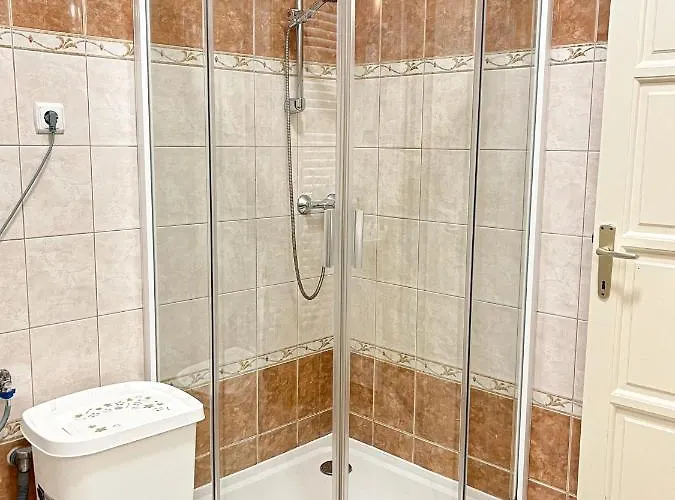 Majestic Residency - 3 Bedrooms Hotell