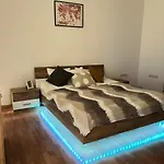 Hotel Majestic Residency - 3 Bedrooms *