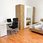 Majestic Residency - 3 Bedrooms *