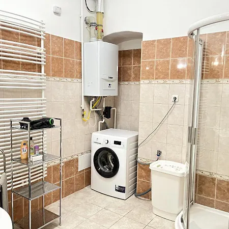 Hotel Majestic Residency - 3 Bedrooms *