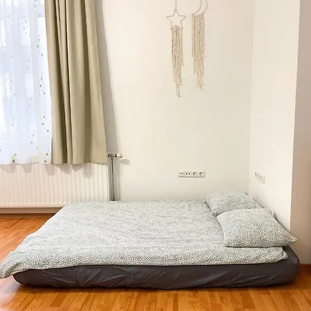 Majestic Residency - 3 Bedrooms Hotel *