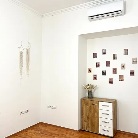 Majestic Residency - 3 Bedrooms *