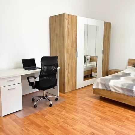 Majestic Residency - 3 Bedrooms *