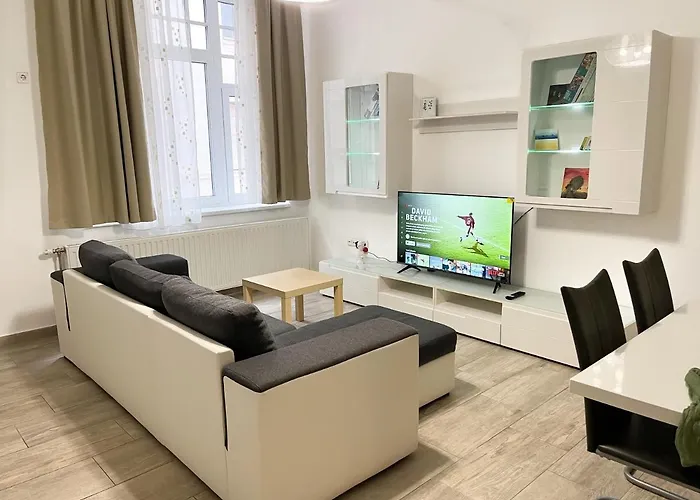 Hotel Majestic Residency - 3 Bedrooms